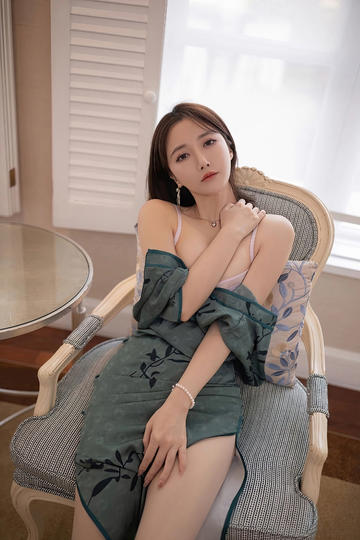 卧底小红书Tiktok难民群：第一批老外已经找好对象了......